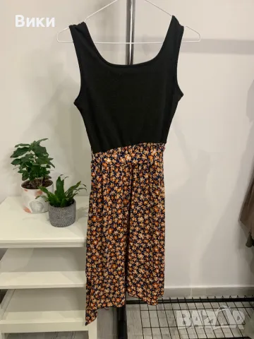 Красива рокля в размер S/M, снимка 13 - Рокли - 47562845