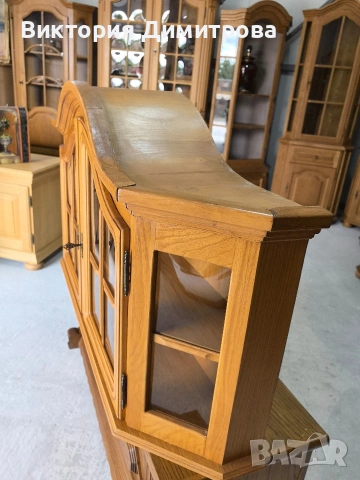 Стенна витрина , снимка 5 - Секции и витрини - 53879464