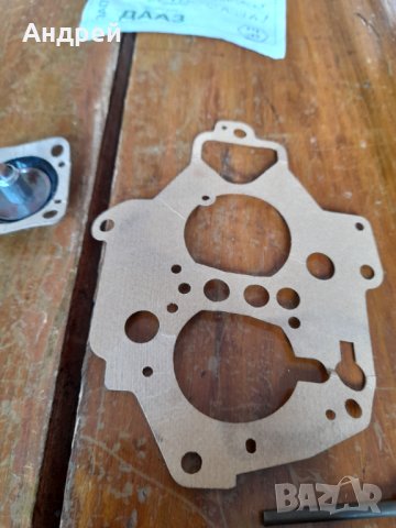 Стар ремонтен комплект карбуратор Москвич, снимка 4 - Други ценни предмети - 35336777