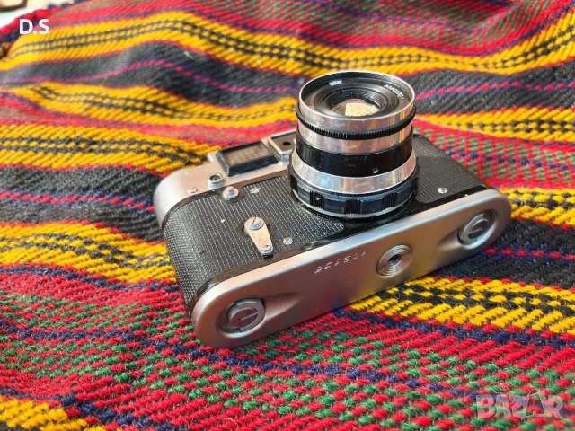 Продавам фотоапарат , снимка 10 - Антикварни и старинни предмети - 51352385