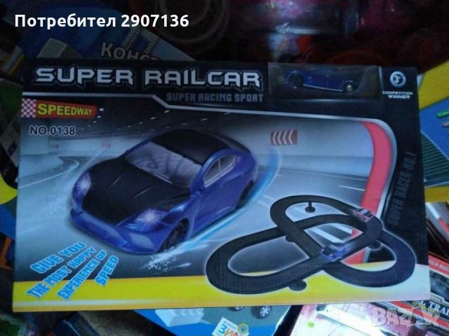 писта с коли и батерии 