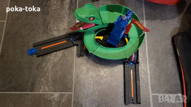 Писти Hot Wheels, снимка 3 - Коли, камиони, мотори, писти - 55972287