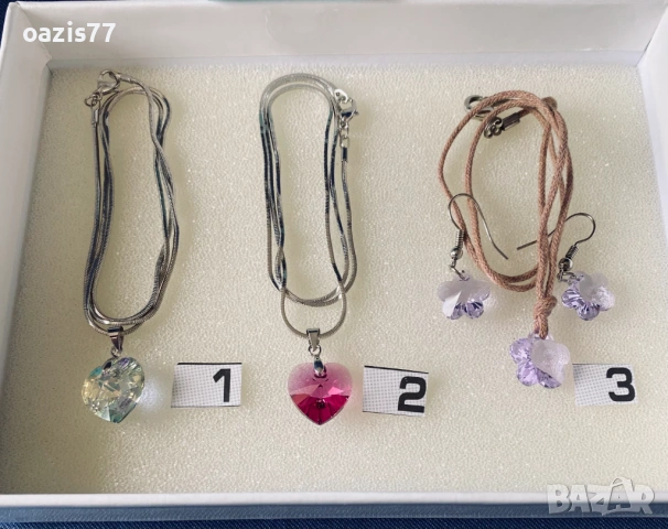 Бижута с кристали SWAROVSKI. Колиета 2 бр. по € 18/бр. и к-т колие и обици за € 14, гривна подарък, снимка 2 - Колиета, медальони, синджири - 54174450