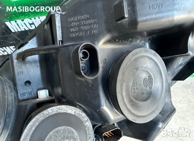 Фар десен фарове за Ситроен Ц4 Citroen C4 Picasso , снимка 10 - Части - 35674004