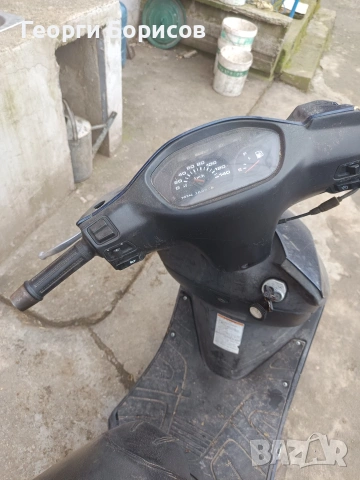 Скутер Suzuki 150кубика, снимка 4 - Мотоциклети и мототехника - 53218677