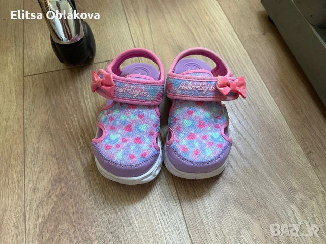 Светещи сандали Skechers