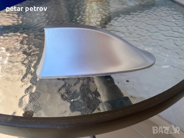 Антена акулска перка 