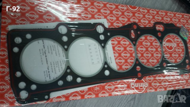 826.219=034103383AA**NEU***  *** ELRING***  *** VW *** **ГАРНИТУРА ЗА ГЛАВАТА ** ****Т 3**