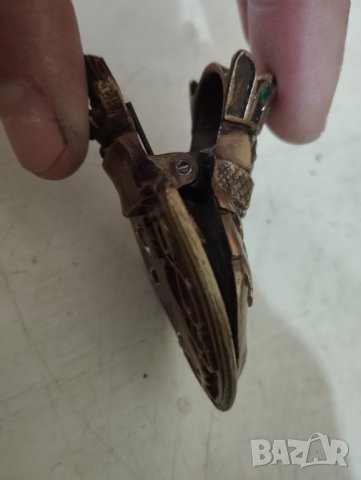 Щипка за пари,листи, снимка 4 - Други ценни предмети - 44470742