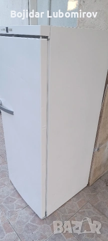 вертикален фризер Miele, снимка 4 - Фризери - 54313413