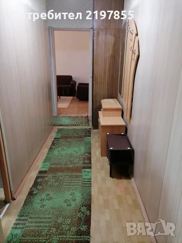 Двустаен апартамент 64кв.м.Последен етаж пети.Обзаведен,близо до спирка и магазин., снимка 5 - Апартаменти - 55920337