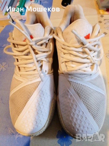 Дамски маратонки Adidas, снимка 2 - Маратонки - 53940860