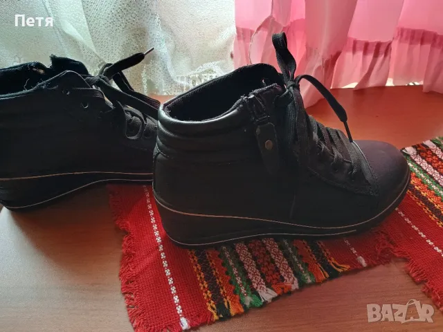 спортни обувки на лека платформа 38 номер , снимка 3 - Маратонки - 48797353