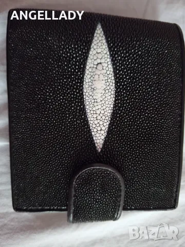 Луксозен  портфейл от скат