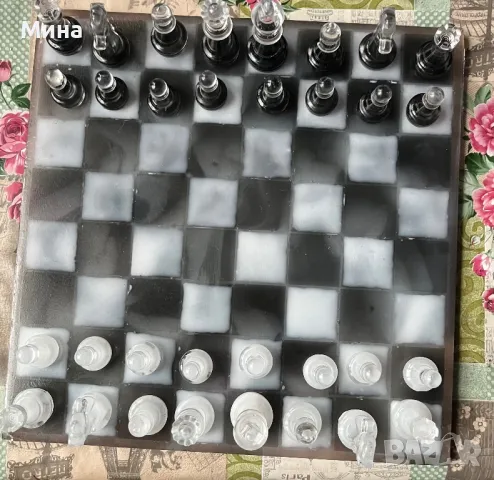 Свещник, пепелник, поставки за чаши