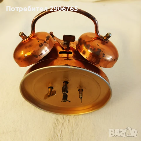 Часовник будилник KIENZLE меден корпус с камбанки работещ, снимка 5 - Антикварни и старинни предмети - 51157049