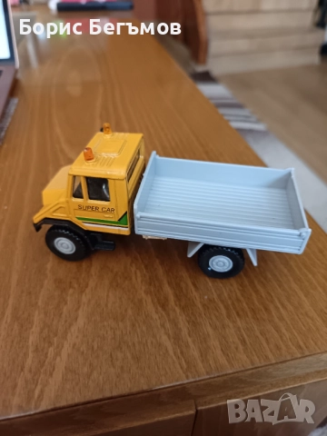 Метално камионче Welly  1:34, снимка 3 - Колекции - 52674779