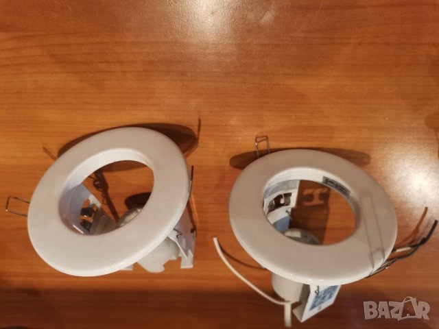 Лунички за окачен таван 220V E14