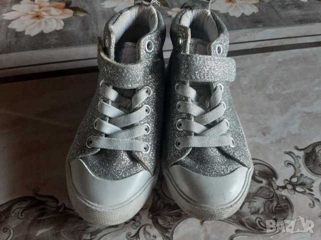 Детски спортни обувки H&M, стелка 16см , снимка 3 - Детски гуменки - 29481599