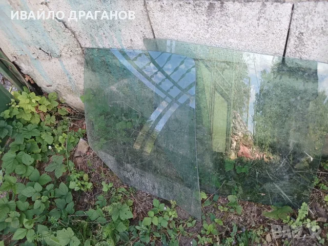 Продавам стъкла за врати РЕНО КЛИО