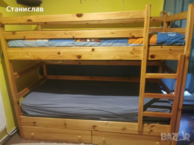 Двуетажно легло - масив