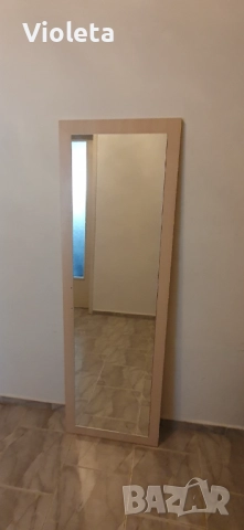 Огледало с размери 134 х 36 см. Размери на плоскостта 144 х 46см. От врата на гардероб., снимка 3 - Огледала - 52721958