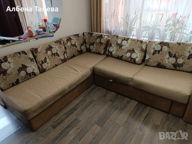 Ъглов диван