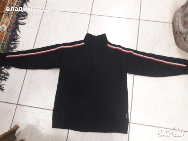 Юношеска маркова блуза Tommy Hilfiger, снимка 3 - Пуловери - 40536333