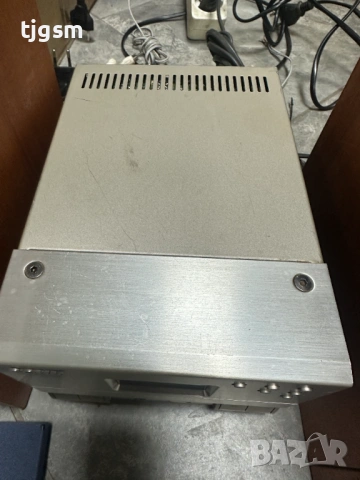 Мини аудио система Sony HCD-T1, снимка 5 - Аудиосистеми - 53133670