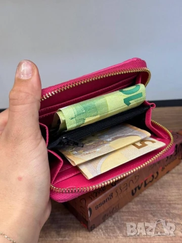 портмонета guess , снимка 17 - Портфейли, портмонета - 50595355