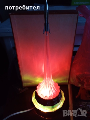 СССР Стара нощна руска лампа Ракета Космос , снимка 4 - Антикварни и старинни предмети - 52455422