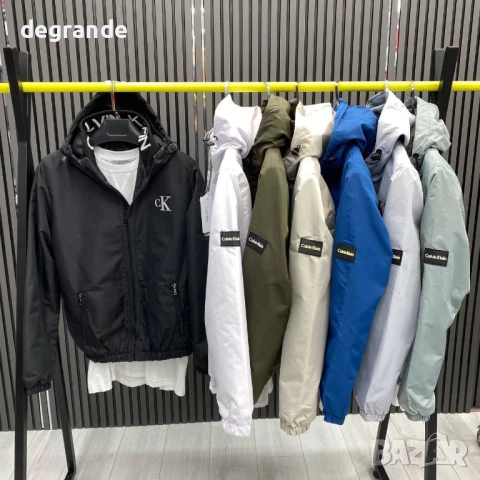 Ветровки Calvin Klein налични в бял и черен цвят , снимка 4 - Спортни дрехи, екипи - 51313330
