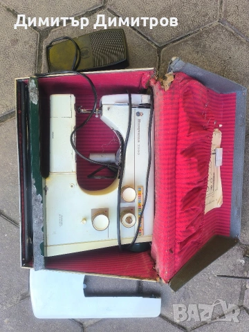 продавам шевна машина husqvarna 2000