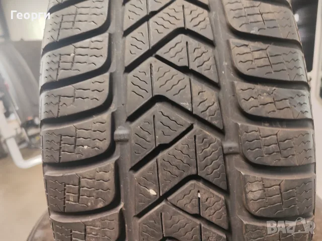 2бр. зимни гуми 235/45/19 Pirelli