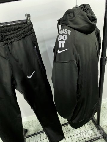 Nike мъжки екип , снимка 4 - Спортни дрехи, екипи - 40371535