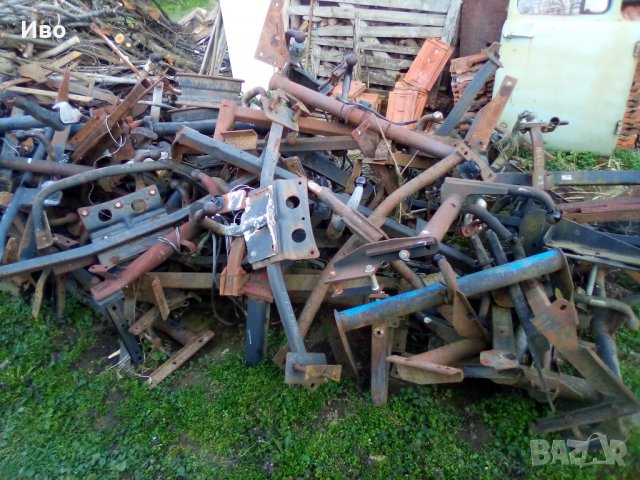 Тегличи за Автомобили/Бусове/Джипове, производство от 1980г до 2020г, снимка 4 - Части - 32158773