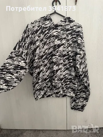 Суичер Nike, снимка 5 - Суичъри - 50069339