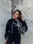 Дамски сутчър, худи с флорални мотиви, цвят черен, снимка 3
