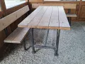 масивна маса с две скамейки, снимка 1