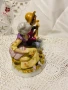 порцеланова статуетка , снимка 2