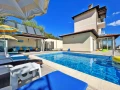 Villa Regina Bella – Луксозна морска вила с басейн, снимка 1