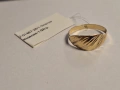 Златен пръстен 1,02гр., снимка 1