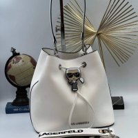 Дамска чанта Christian Dior , снимка 1 - Чанти - 40259635