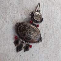 Възрожденски накит обица ниело, снимка 1 - Антикварни и старинни предмети - 38274608