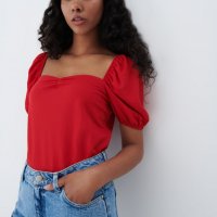 Нова страхотна червена блуза, снимка 1 - Тениски - 35030572