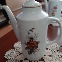 Порцеланов чайник с маркировка, снимка 1 - Аксесоари за кухня - 36724710