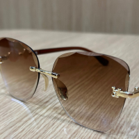 Кафеви стъкла златни елементи Слънчеви очила LV, снимка 5 - Слънчеви и диоптрични очила - 44529843