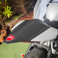 Карбонов капак за задна седалка за Ducati Panigale, снимка 2 - Части - 44350483