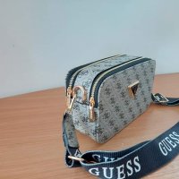 Луксозна чанта Guess кодDS-PF788, снимка 3 - Чанти - 32787605