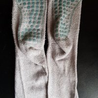 Чорапи Бели 43-44, снимка 2 - Мъжки чорапи - 38851698